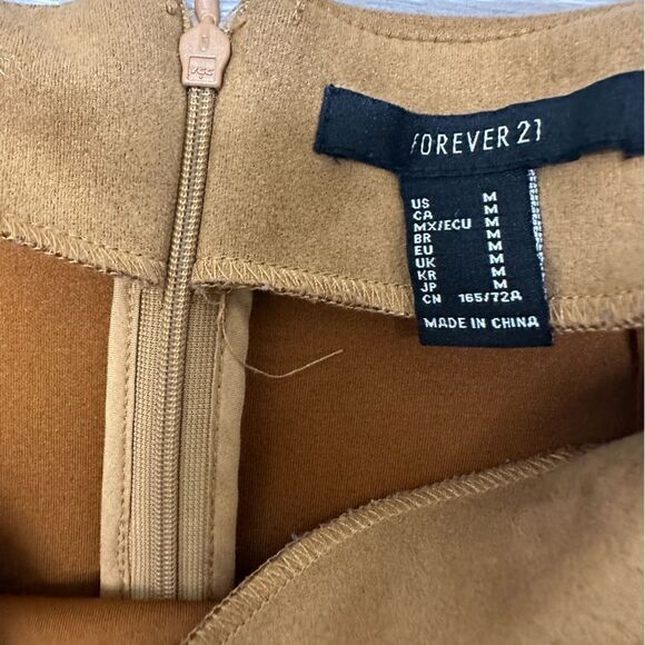 Forever 21 faux suede mini skirt Size M - Picture 5 of 8